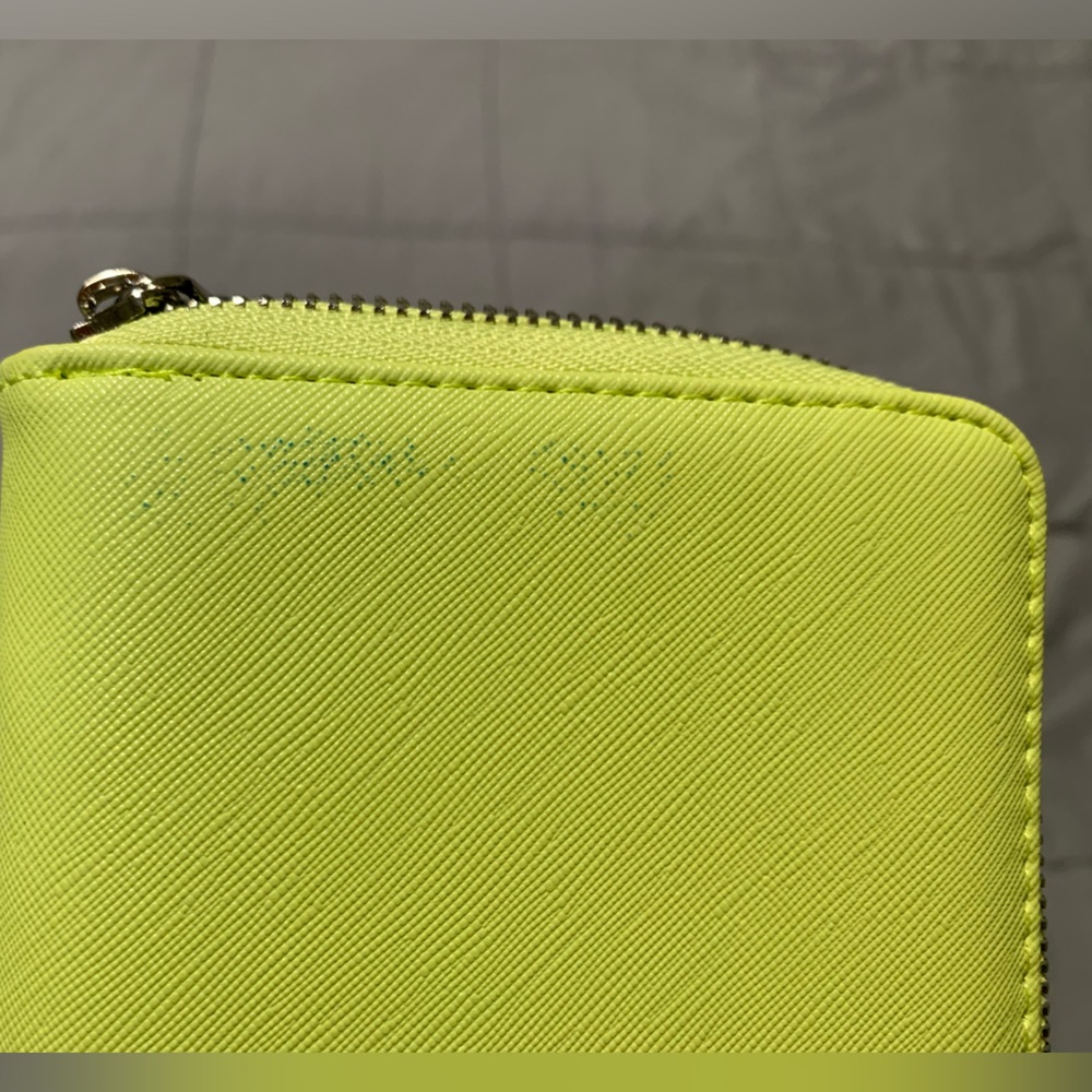 Steve Madden Zip Around Wallet - Picture 10 of 11